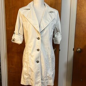 CAbi Size 6 Lightweight Womens Cotton Tailored Jacket.